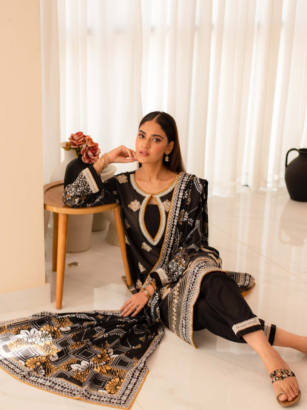 Black Premium Embroidered Lawn 3 Piece Suit Set 12