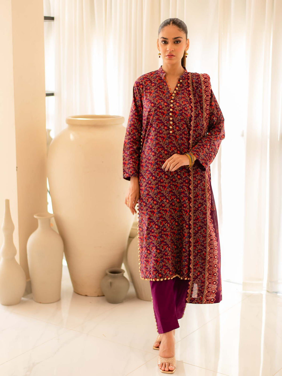 Maroon Premium Embroidered Lawn 3 Piece Suit Set 04