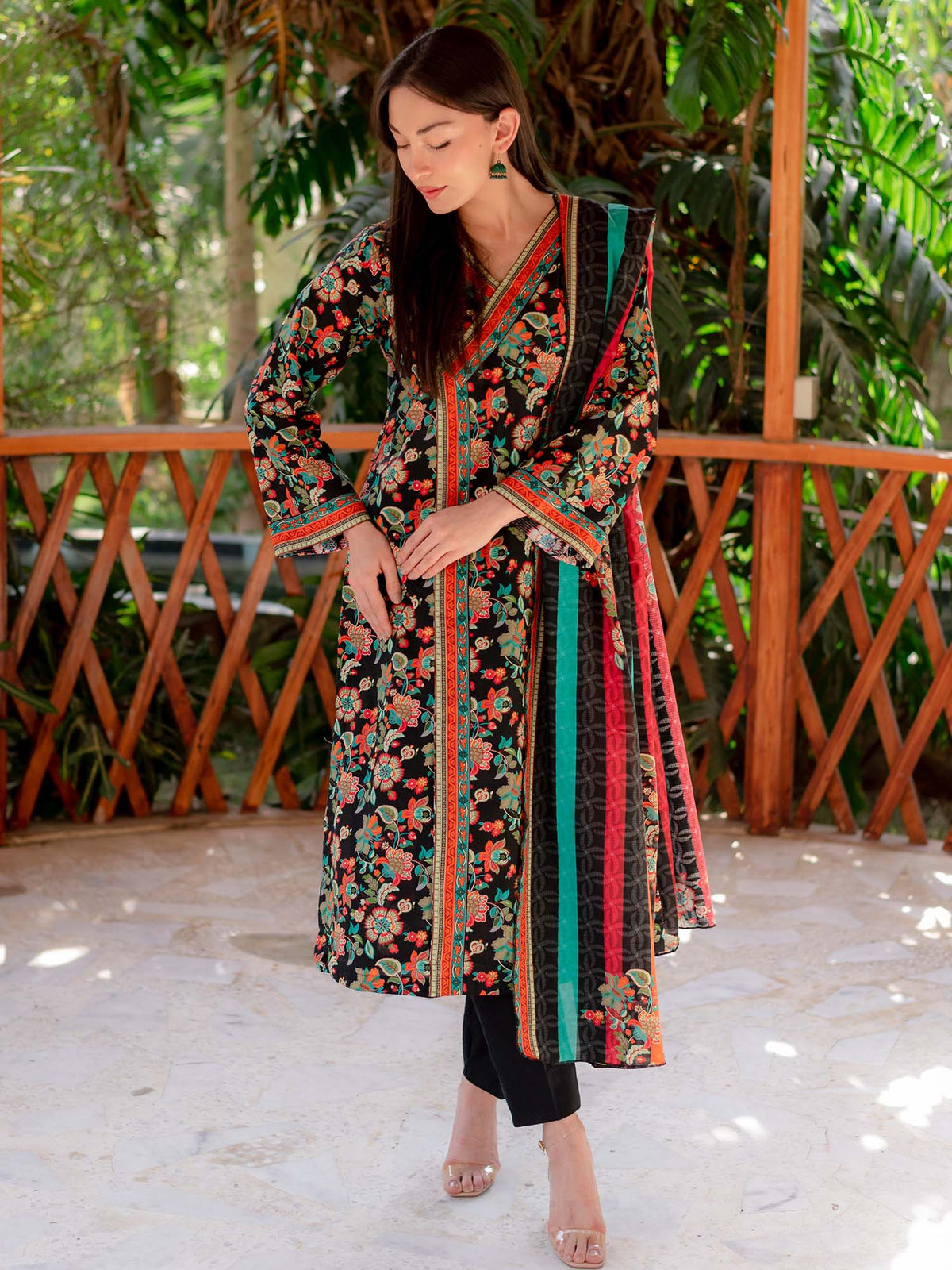 Multicolored Printed Cambric 3 Piece Suit 01