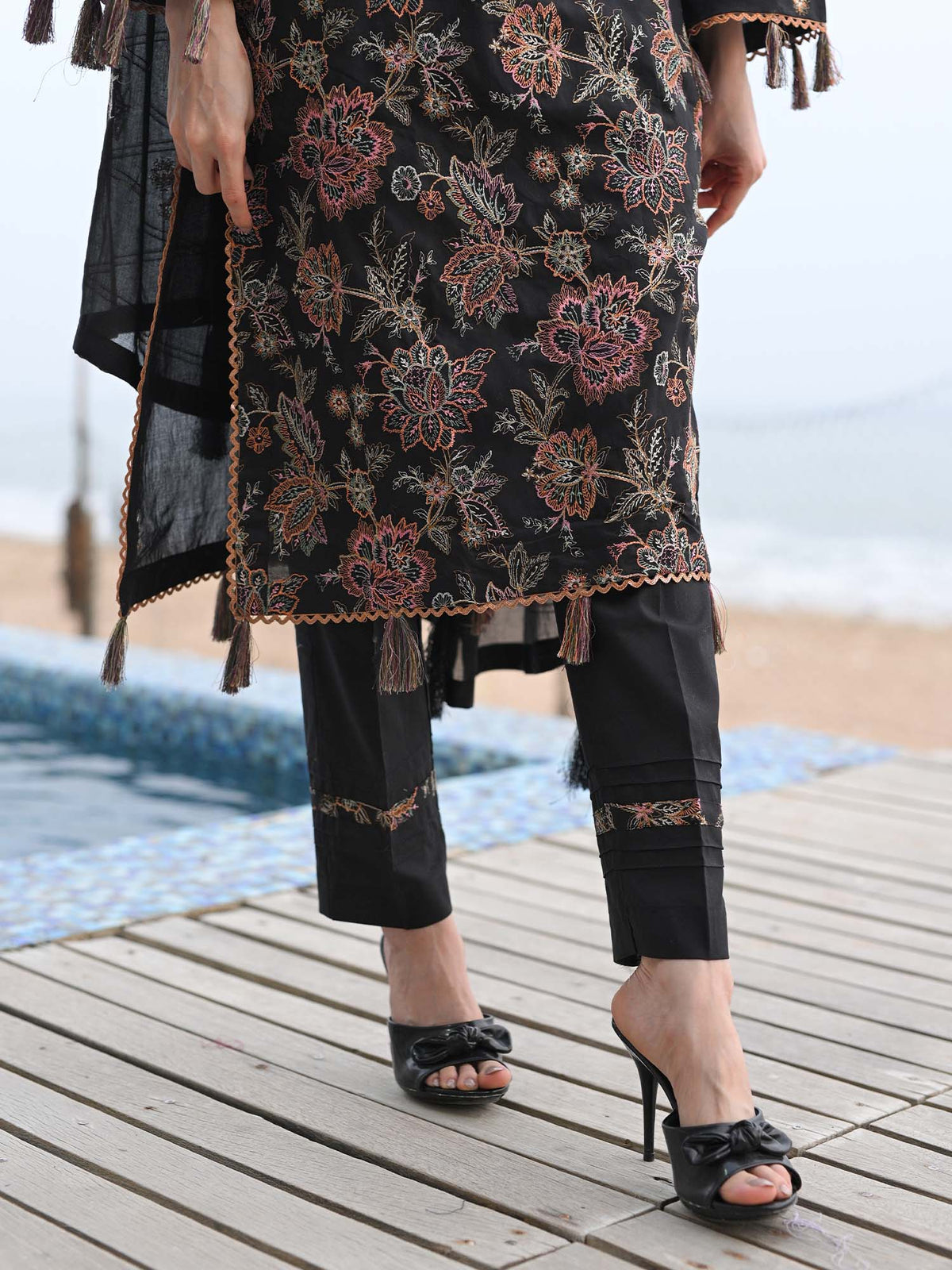 Black Embroidered Lawn Pret Eid Suit D-10