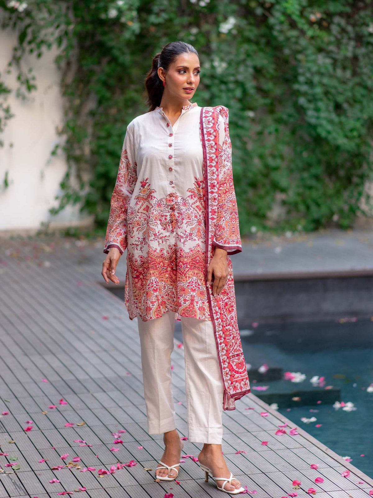 Pink and White Printed Lawn Pret 3 Piece