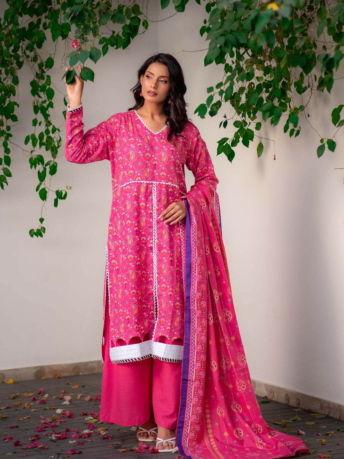 Bright Pink Premium Printed Khaddar 3 Piece 4