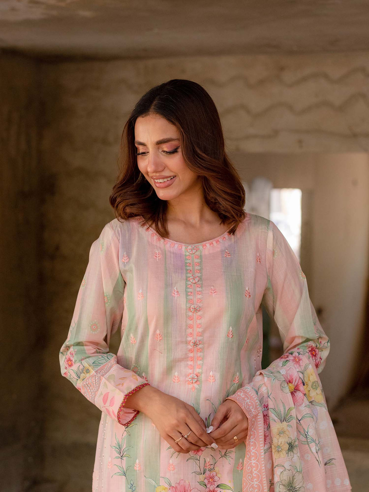 Light pink and green Embroidered Lawn Pret 3 piece suit set 12