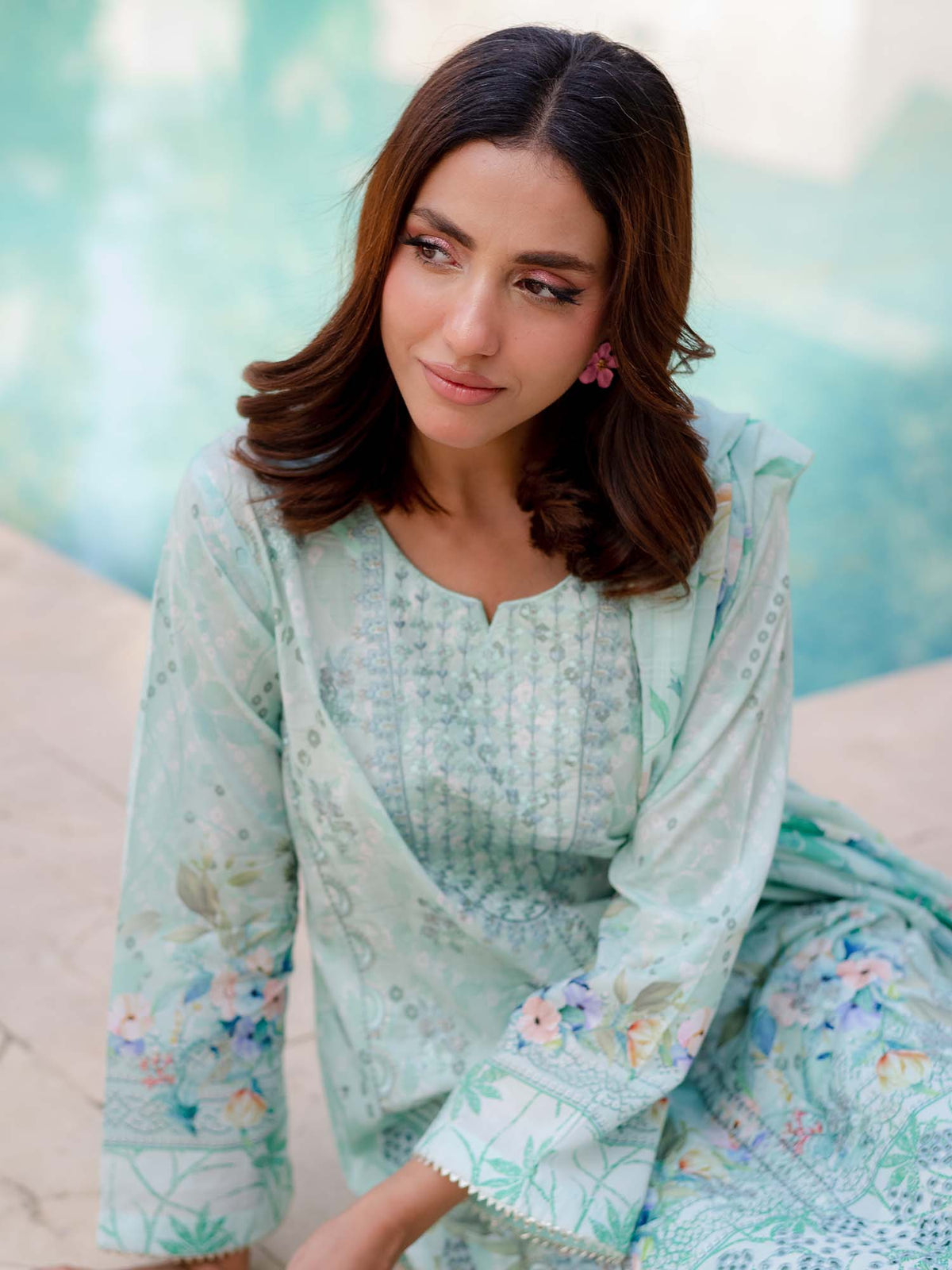 Light Blue Embroidered Lawn Pret 3 piece suit set 11