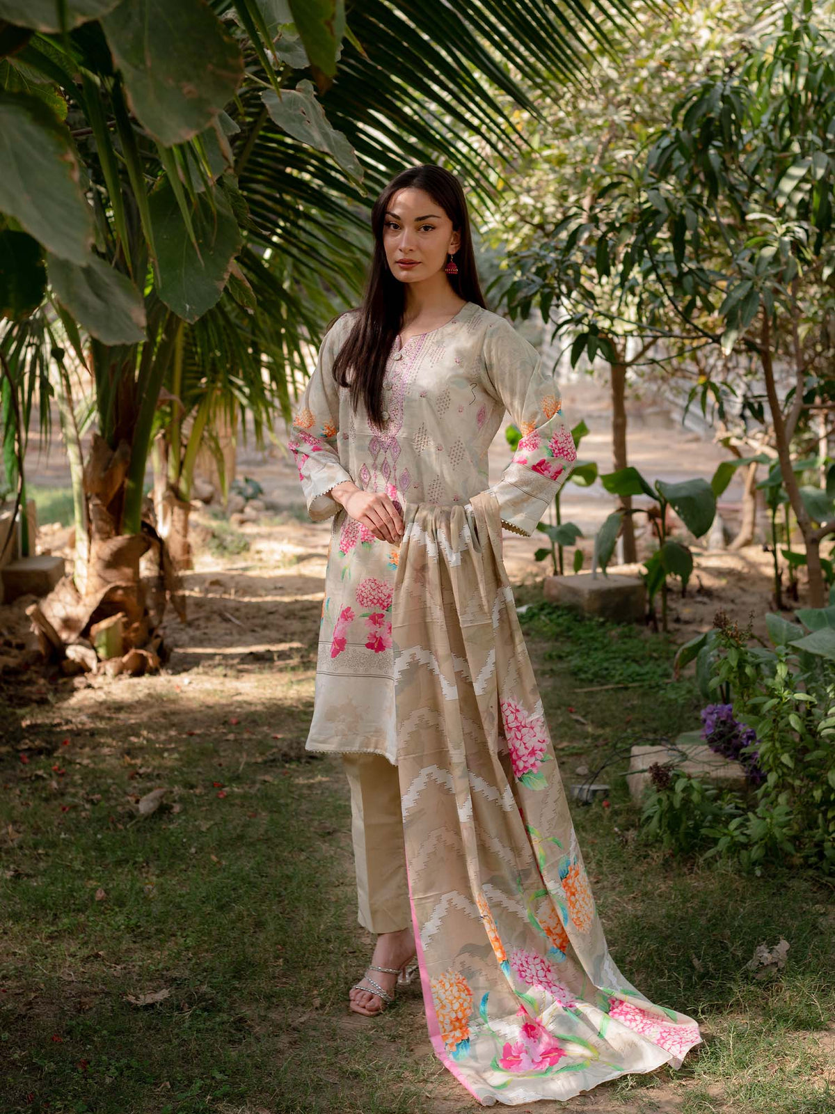 Beige Embroidered Lawn Pret 3 piece suit set 01