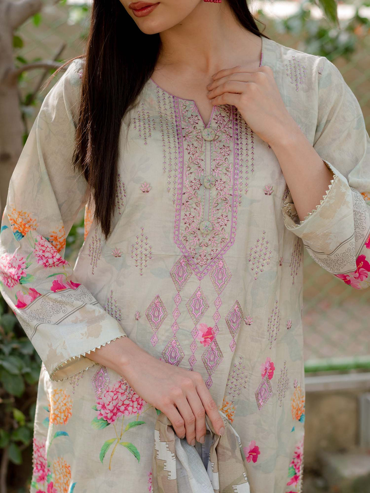 Beige Embroidered Lawn Pret 3 piece suit set 01