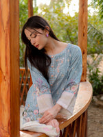 Light Blue Embroidered Lawn Pret 3 piece suit set 04