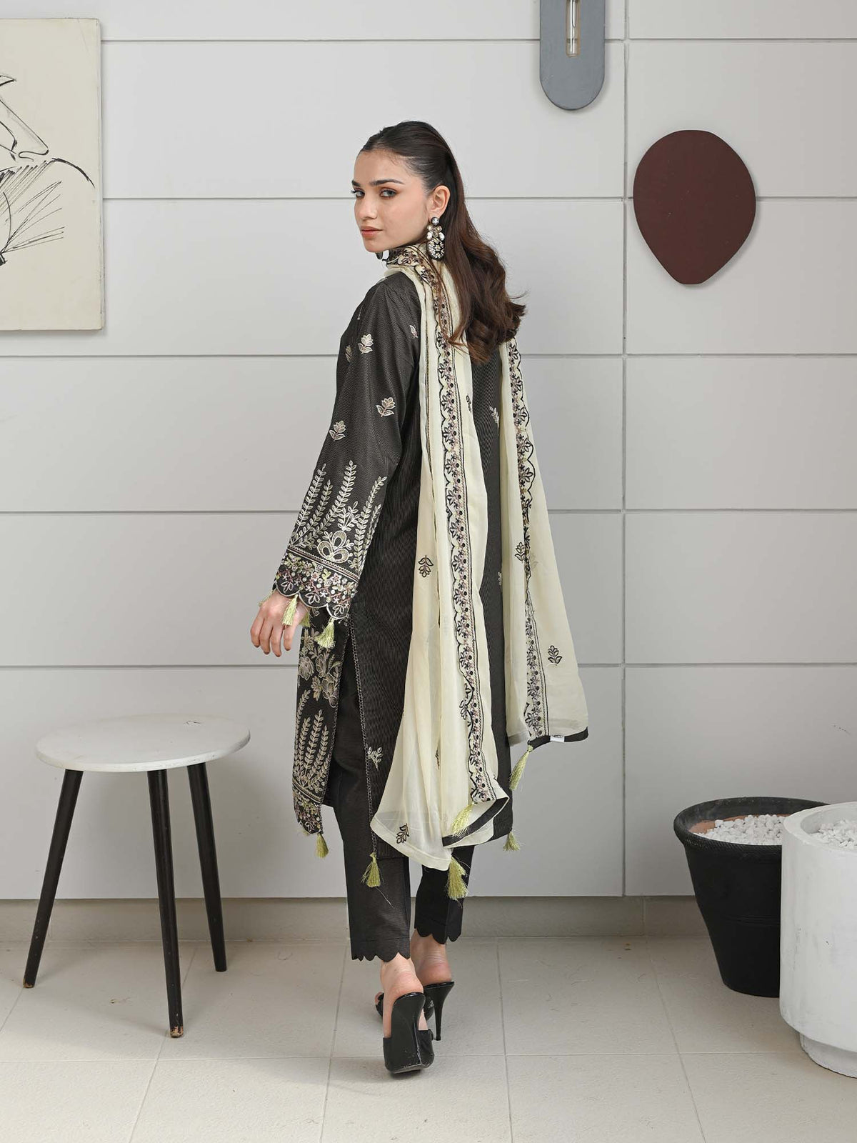 Black Embroidered Masuri Pret Eid Suit D-08